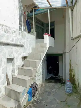 kost aktif UNPAR jual cepat kepepet, nego sd deal!