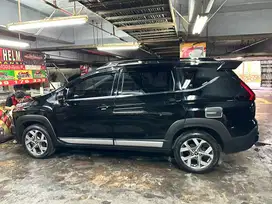 Mitsubishi xpander cross premium package 2023