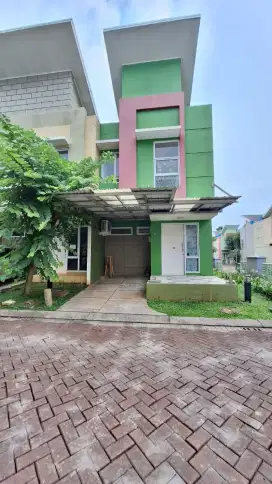 Disewakan Cepat Rumah di Gading Serpong