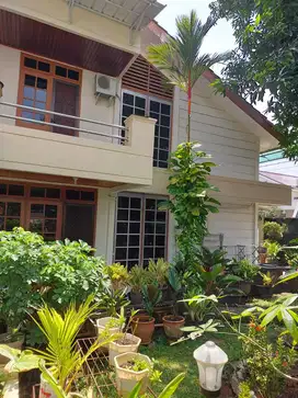Di Jual Cepat Rumah Hoek Hadap Timur Selatan di Kelapa Gading