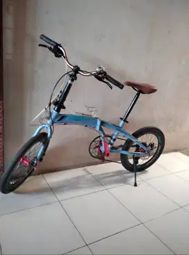 Sepeda lipat Exotic explore 300, silahkan suhu nego sampai jadi.