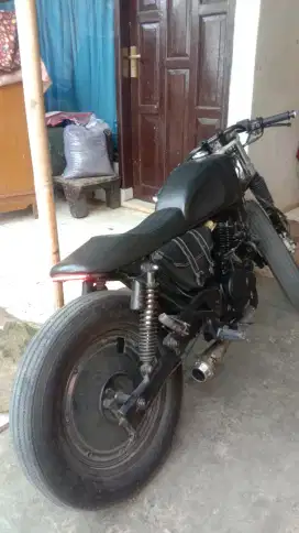 Bajaj Pulsar 180 CC pajak hidup