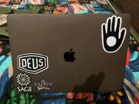 Macbook Air M1 2020 (8/256)