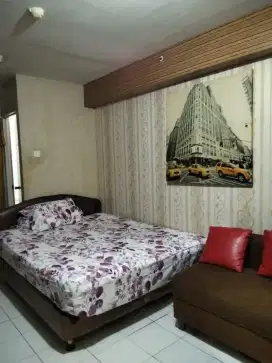 Disewakan apartemen kalibata city Tower Gaharu studio furnish