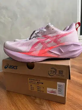 Asics Novablast 5 Purple (39.5)