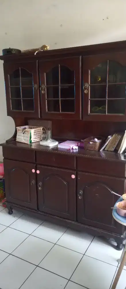 Bufet kayu jati