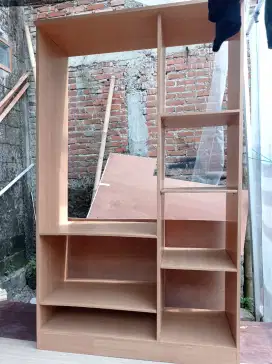Karya Seni Lemari