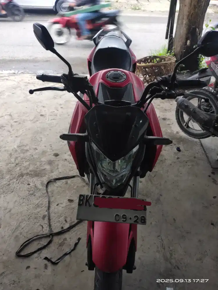 Di jual cb 150R StreetFire V3