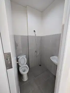 Disewakan Ruko 5x10 2 Lantai di Verona Junction By Rumah Chinida