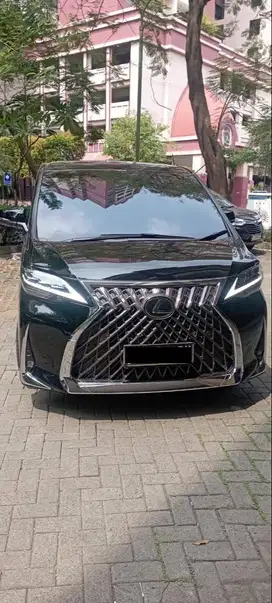 LEXUS LM350 4X2 A/T 2021