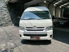 Toyota Hiace Commuter 3.0 MT 2024 like a New 
istimewa km 160 perak