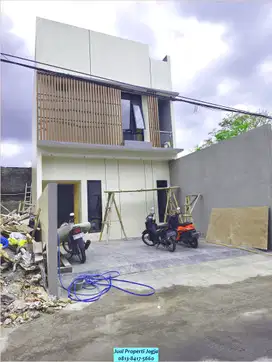 Jual Cepat Rumah Baru Mewah 2 lantai Utara Ringroad Dekat RS Herminah
