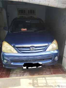 Daihatsu Xenia 2004 Bensin