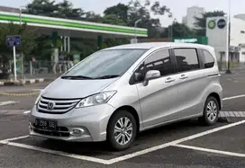 Honda Freed E Facelift Istimewa