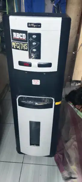 Jual aja dispenser kondisi masih layak pakai