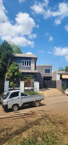 Dijual Gudang Siap pakai di jl Cisaat Setu