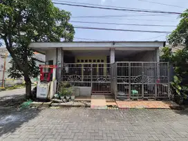 RUMAH DI PERUM PERMATA GRAHA AGUNG H-1, PONGANGAN, MANYAR GRESIK
