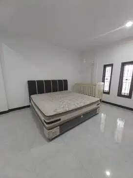 Sewa Rumah Bagus Siap Huni 2 Lantai TKI III Dkt Pinewood Bandung