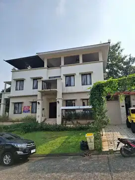 DIJUAL RUMAH MEWAH MOUNTAIN VIEW