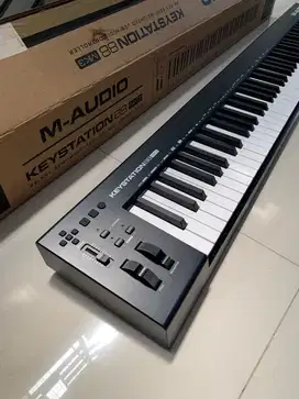 Keyboard Midi Controller M Audio mark III 88 keys