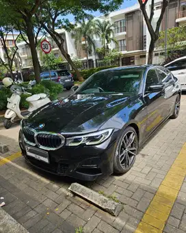 BMW 330i 2021 Bensin
