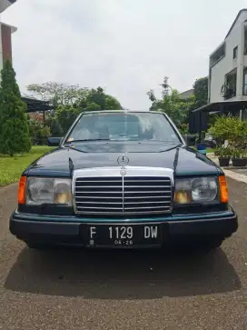 Mercy 300E Boxer 1987