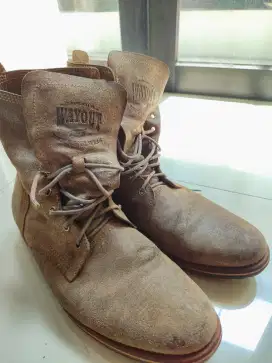 SEPATU KULIT ASLI