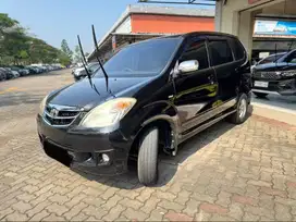 Toyota Avanza G MT 2013 Hitam Manual