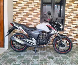 Honda megapro 150 mono tahun 2012 km rendah istimewa