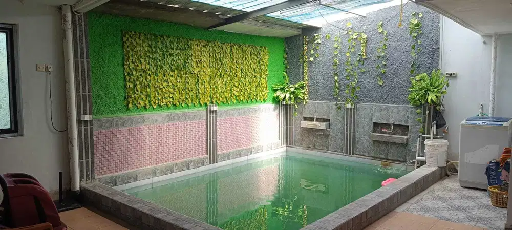 2,5 lt kolam renang Bintara duta Kranji