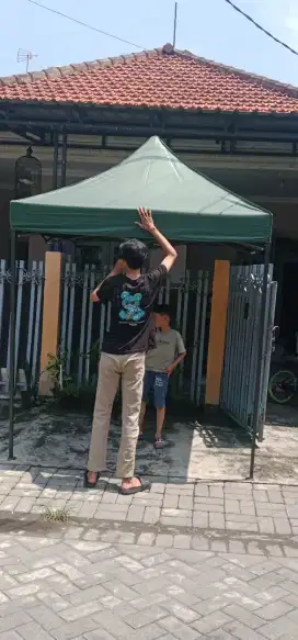 Tenda lipat jualan