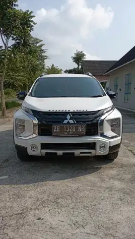Xpander Cross Metic