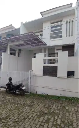 Turun Harga Lagi, BU! Rumah Bagus 2Lantai dlm komplek area Gegerkalong