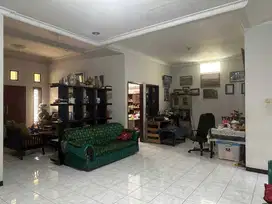 Dijual Rumah Luas Ada Semi Furnish Di Sarijadi Bandung Utara
