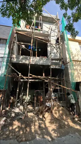 Ton - Dijual Rumah Taman Ratu Brand New 3,5 Lantai Unfurnish