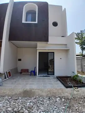 Rumah cash  kpr 20 unit 765 jutaan jakarta