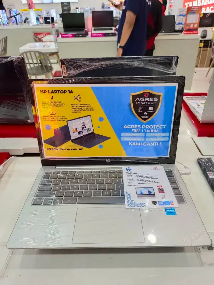 Laptop HP 14 EP0261TU