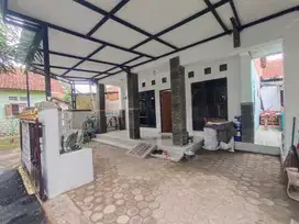 Rumah Kost Putri 9 Kamar Fully Furnished  Depan UMC