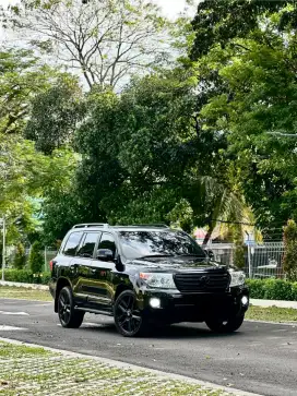 VX200 FACELIFT
ATPM VERSION FULL SPEC
DIESEL TURBO ENGINE V8