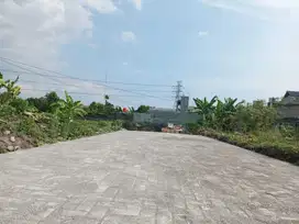 Tanah dekat UGM di jl kaliurang km 7 siap AJB bangun Kost