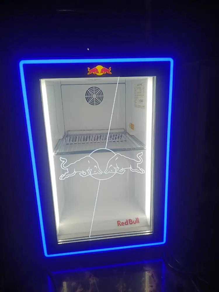 Kulkas/Showcase Mini Original Red Bull (Tidak Ada Dijual Dipasar Indo)