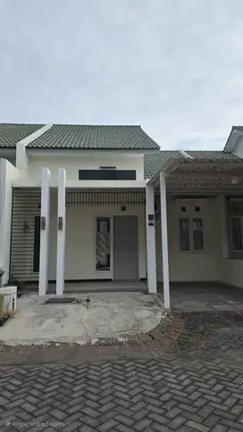 DISEWAKAN SDR2, DEKAT HANG TUAH, ada 2 KM