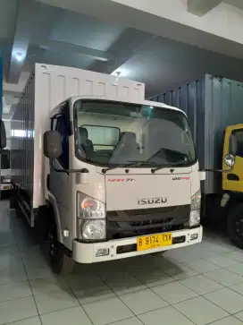 Isuzu Elf NMR71 Long