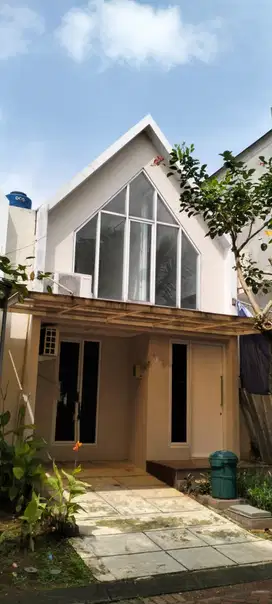 Disewakan Rumah Cluster Virginia Village, Gading Serpong
