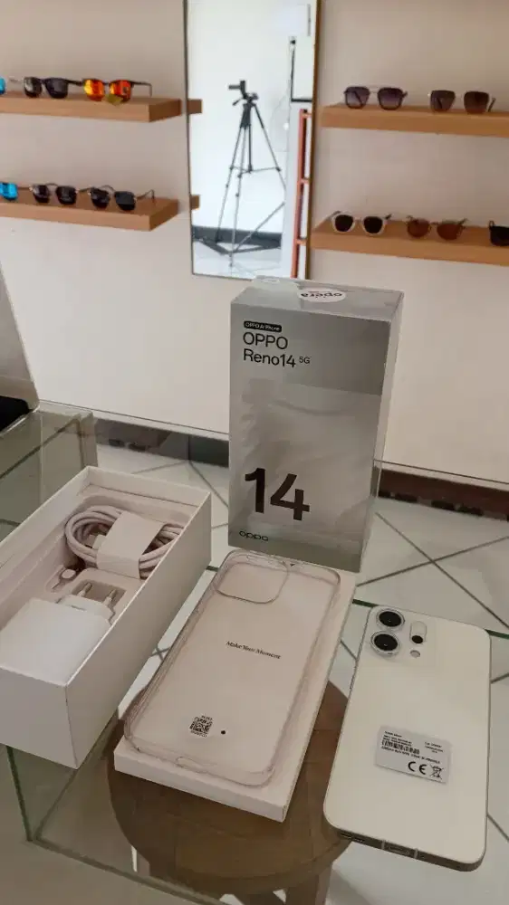 Oppo Reno14 5g
8/256gb
Istimewa