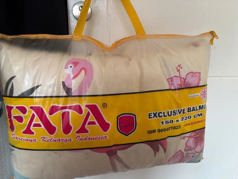 Exclusive Balmut Bantal Selimut FATA uk 150 x 220 cm