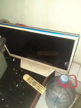 Tv bekas TCL 24 Inch Type : L24E4200