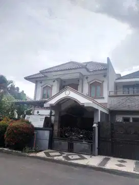 Rumah Hoek Murah Bagus dan Luas Di Vila dago, Pamulang, Tangerang