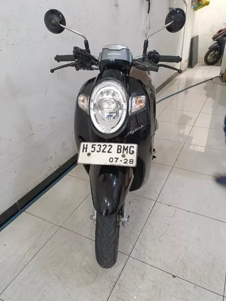 Honda SCOOPY STYLIST 2018