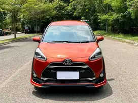 Toyota Sienta Q Matic / AT '2017' Orange